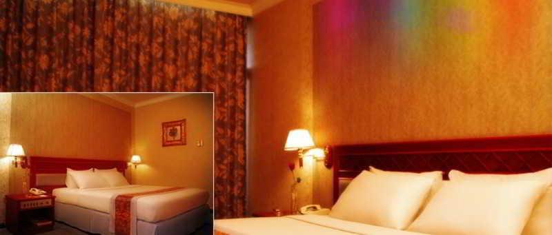 סוראבאיה Weta International Hotel מראה חיצוני תמונה